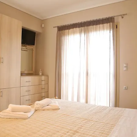 Nyaraló Lefkada Dikran's *