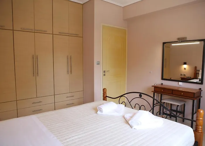 Lefkada Dikran's * Νυδρί